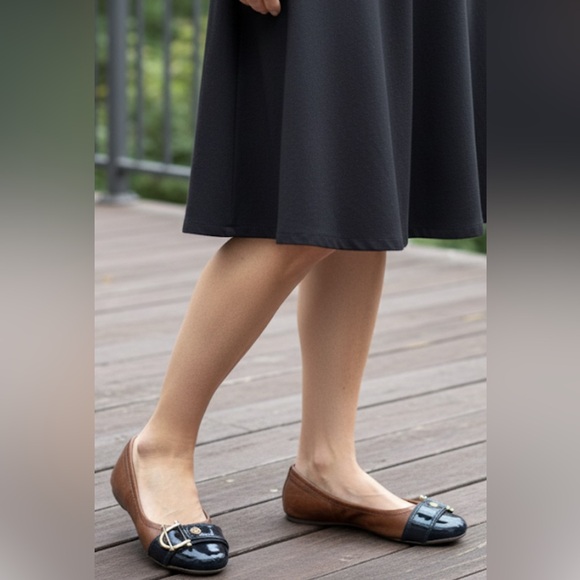 Tory Burch Shoes - Tory Burch Noel 2Tone black patent leather & brown Ballet Flats